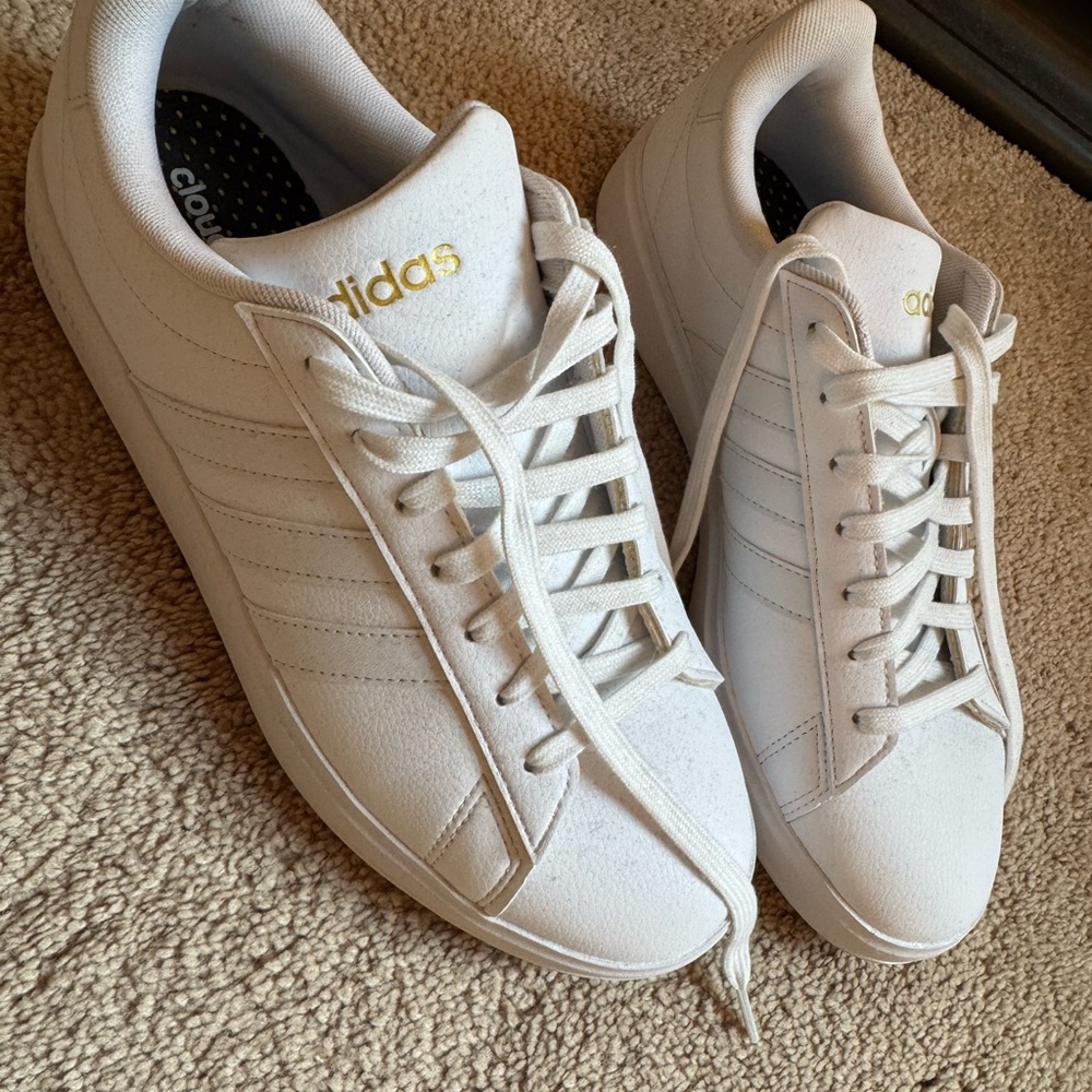 Adidas Cloudfoam White and Gold Sneakers